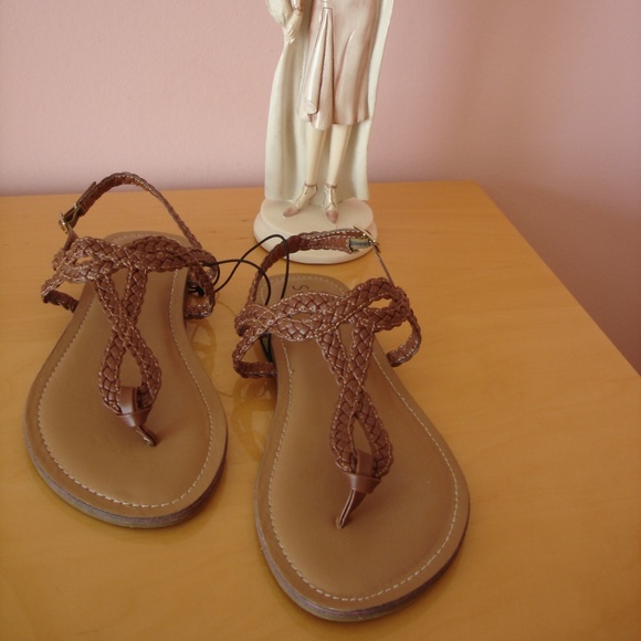 Serra. Shoes - NWOT SERRA Sandals.